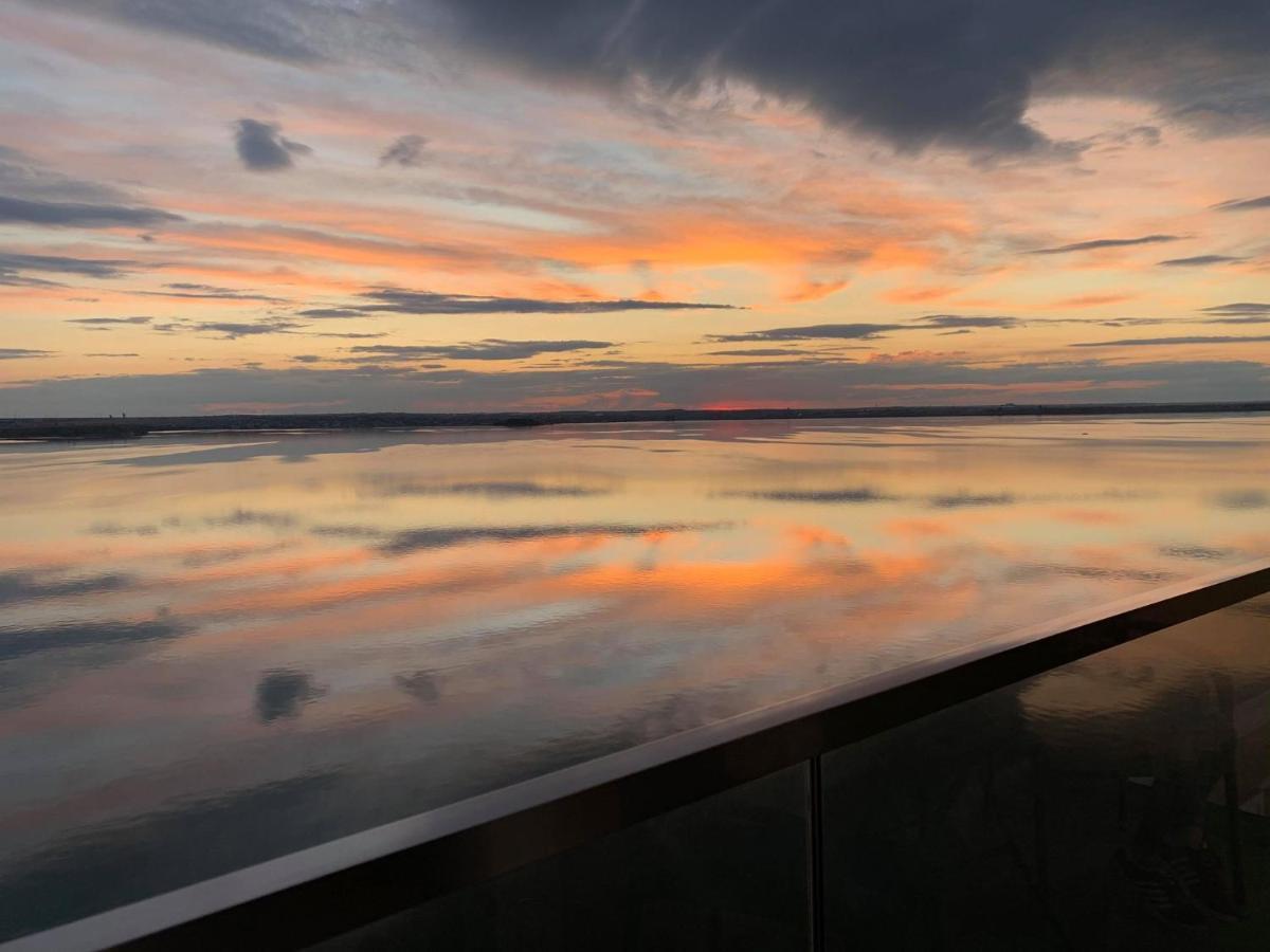 Apartment Sunset Lake View Mamaia Eksteriør bilde