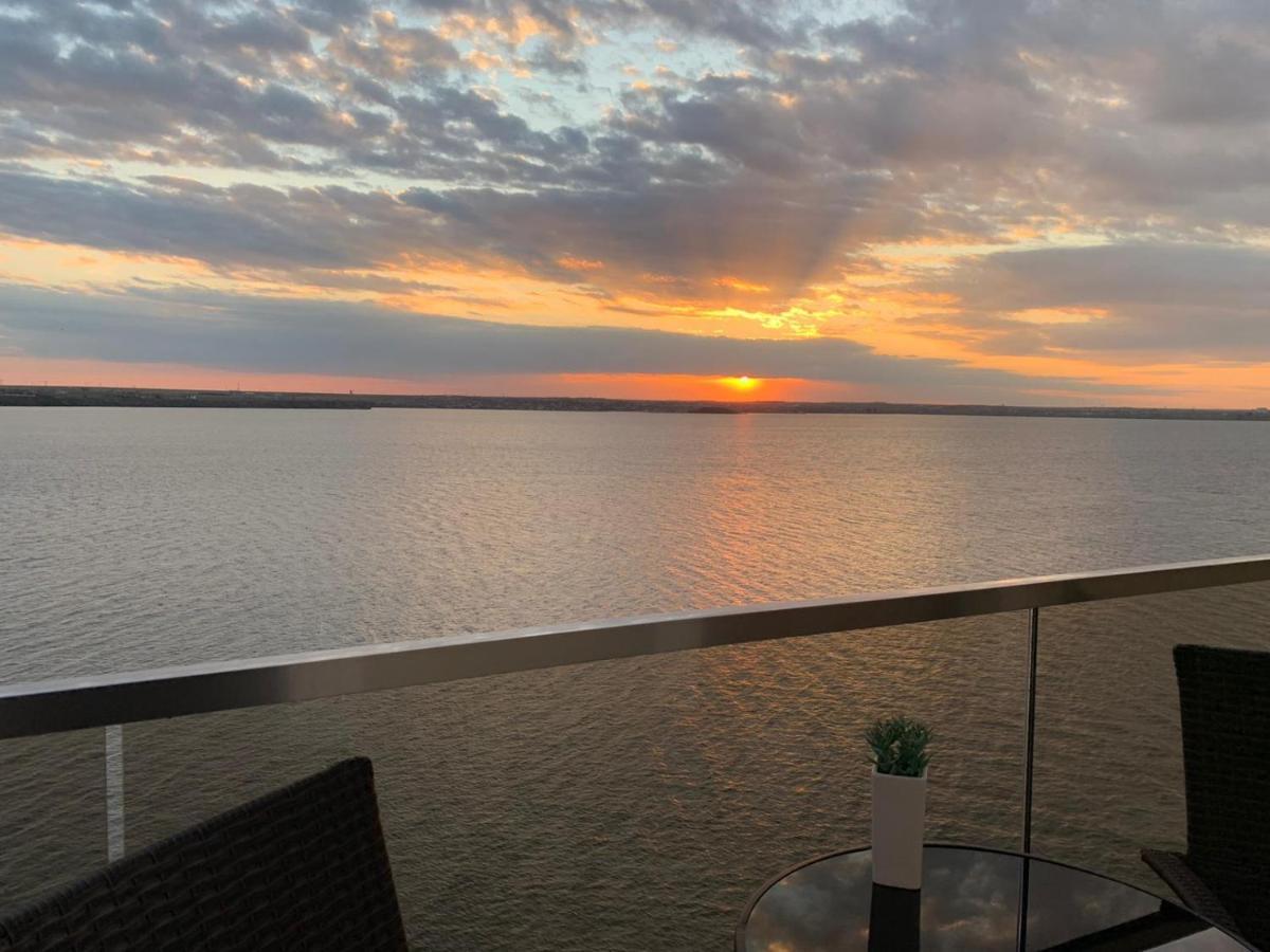Apartment Sunset Lake View Mamaia Eksteriør bilde